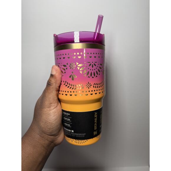 Stanley Exclusive Dia De Muertos Sunrise Catrina 20oz Tumbler BNWT | IN HAND - Picture 4 of 9